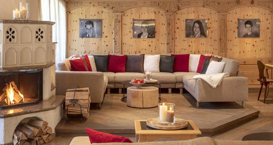 Comfortable and cosy lounge. Photo: Hotel Allalin - image_1